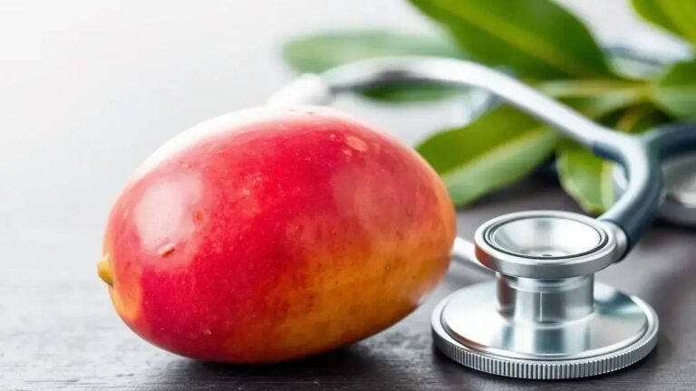 Do Urologists Recommend the Mango Trick for Health?